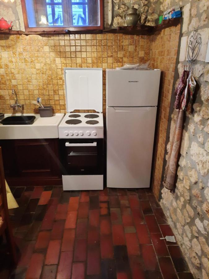 Traditional Charentais Cottage In Countryside 25 Minutes From Royan Balanzac 외부 사진