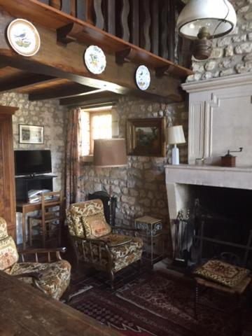 Traditional Charentais Cottage In Countryside 25 Minutes From Royan Balanzac 외부 사진